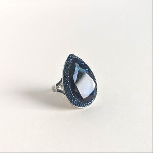 Blue Pear-Shape Facetted Glass Sterling Silver Pave Halo, Shoulders Ring sz9